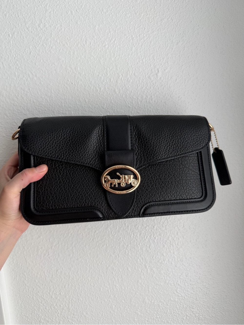 NWOT Coach Black Pebbled Leather Crossbody with Gold Horse & Carriage Emblem